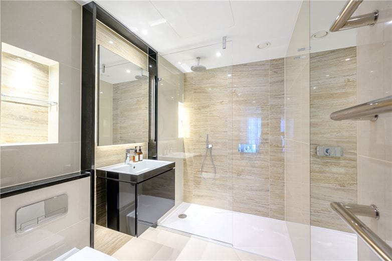 2 bedroom flat, Edgware Road, W2 - Available