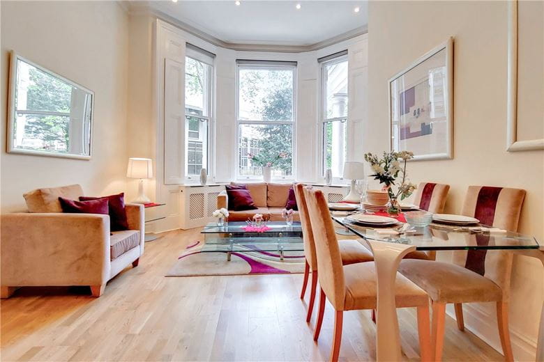 1 bedroom flat, Ashburn Gardens, South Kensington SW7 - Available