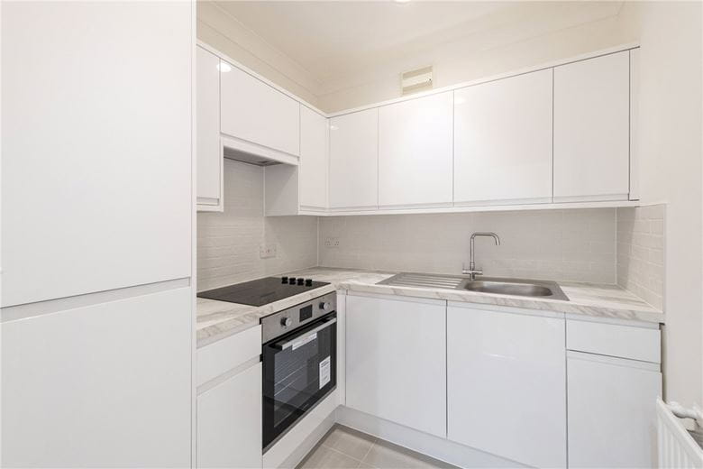 1 bedroom flat, Chesham Place, Belgravia SW1X - Let Agreed