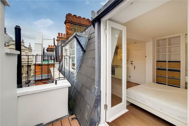  bedroom flat, Egerton Gardens, Knightsbridge SW3 - Let Agreed