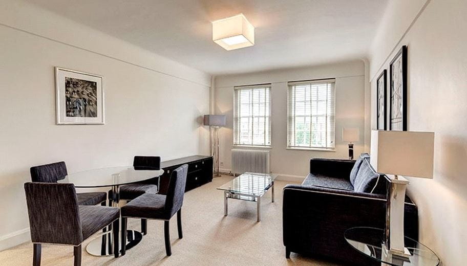 2 bedroom flat, Pelham Court, 145 Fulham Road SW3 - Available