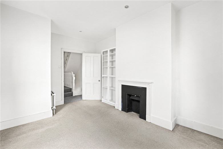 4 bedroom house, Donne Place, Chelsea SW3 - Available