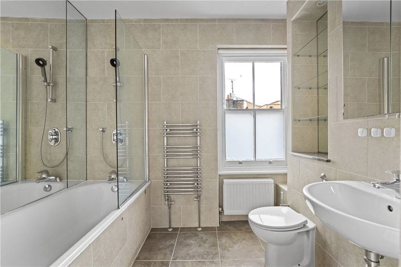 4 bedroom house, Donne Place, Chelsea SW3 - Available