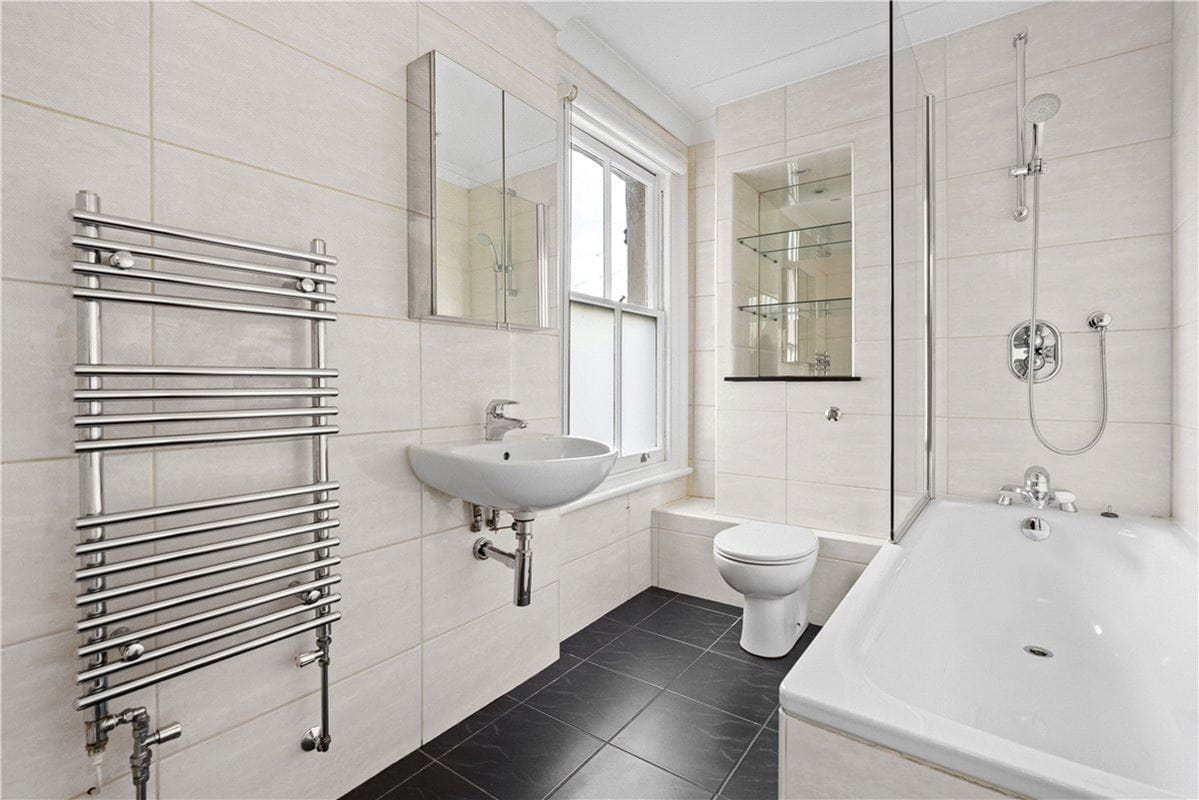 4 bedroom house, Donne Place, Chelsea SW3 - Available