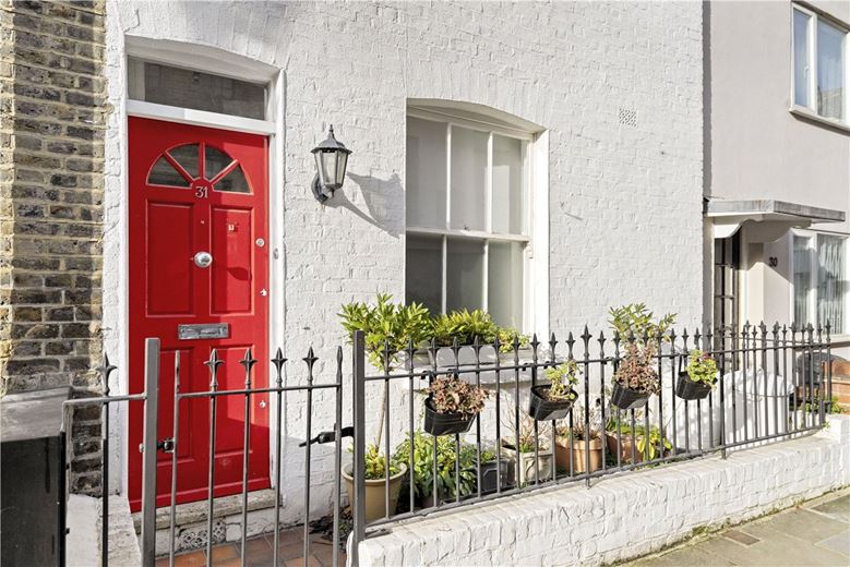 4 bedroom house, Donne Place, Chelsea SW3 - Available