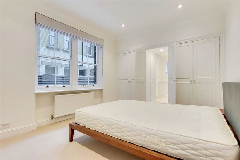 1 bedroom flat, Brompton Road, London SW3 - Available