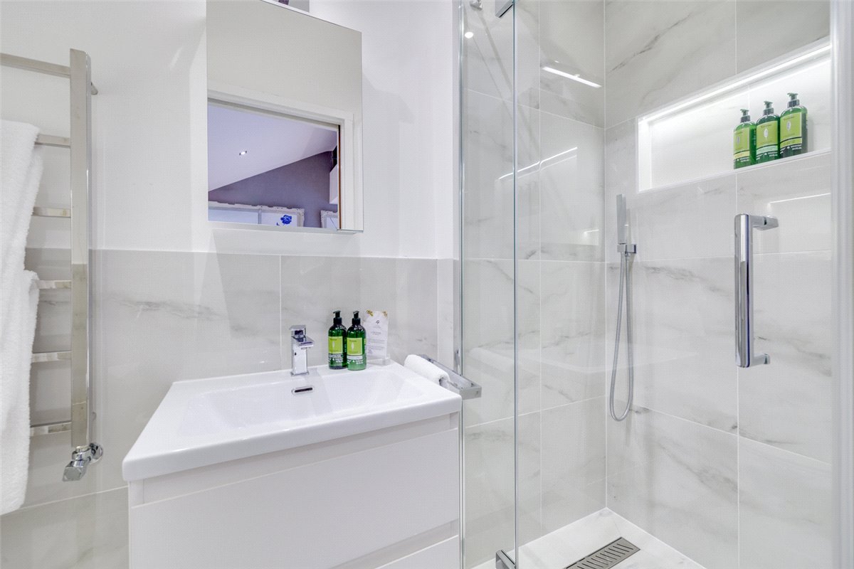 4 bedroom house, Cheval Place, Knightsbridge SW7 - Available