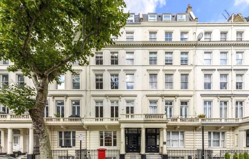  bedroom flat, Queen's Gate, South Kensington SW7