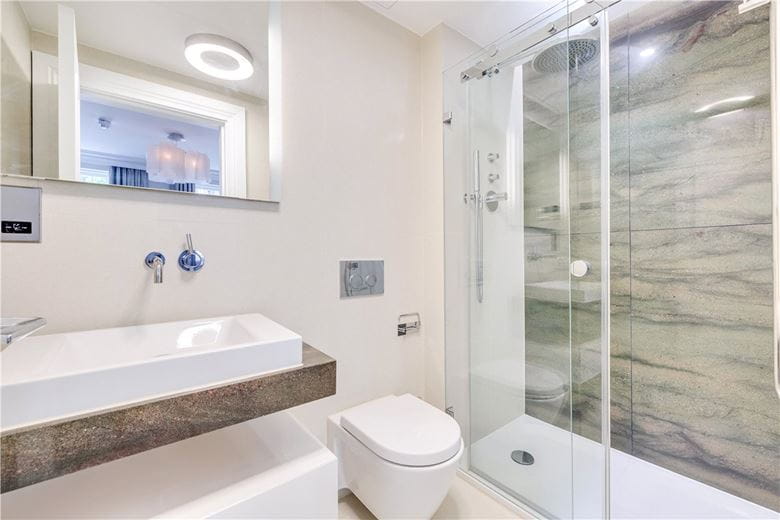 4 bedroom house, Queens Gate Mews, South Kensington SW7 - Available