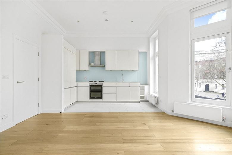 1 bedroom flat, Brompton Road, London SW3 - Available
