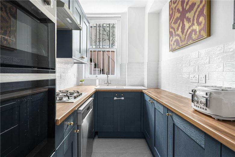 3 bedroom maisonette, Ormonde Gate, Chelsea SW3 - Available