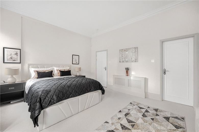 3 bedroom maisonette, Ormonde Gate, Chelsea SW3 - Available