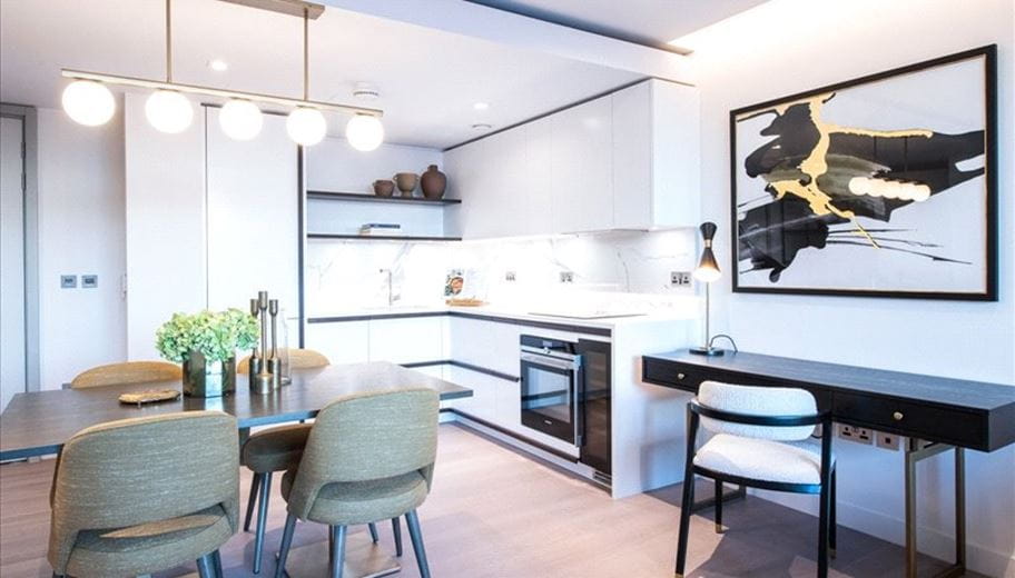 1 bedroom flat, Edgware Road, London W2 - Available