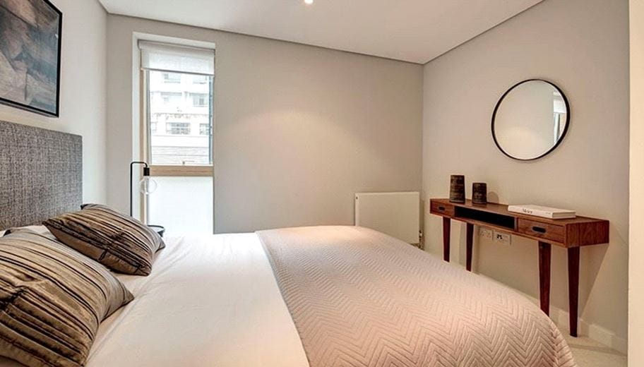1 bedroom flat, Merchant Square East, London W2 - Available