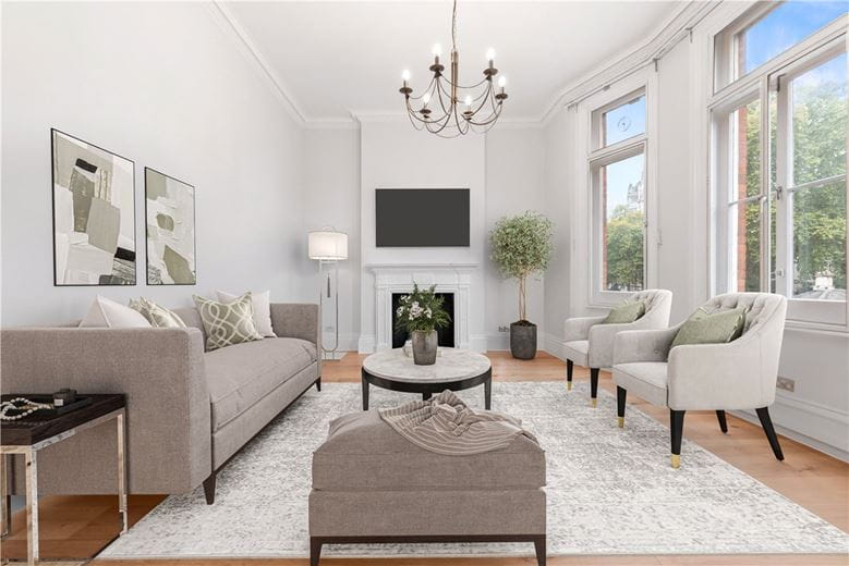 3 bedroom maisonette, Egerton Gardens, Knightsbridge SW3 - Available