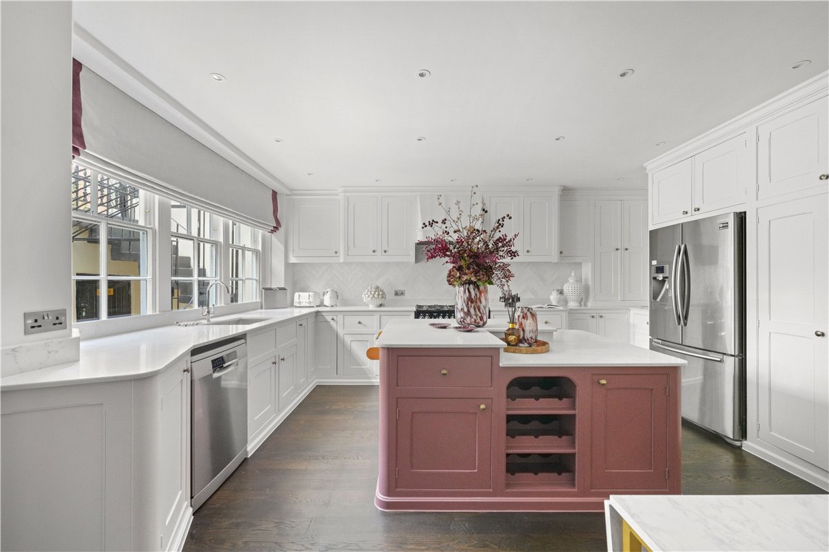 6 bedroom house, Ennismore Gardens, Knightsbridge SW7 - Available