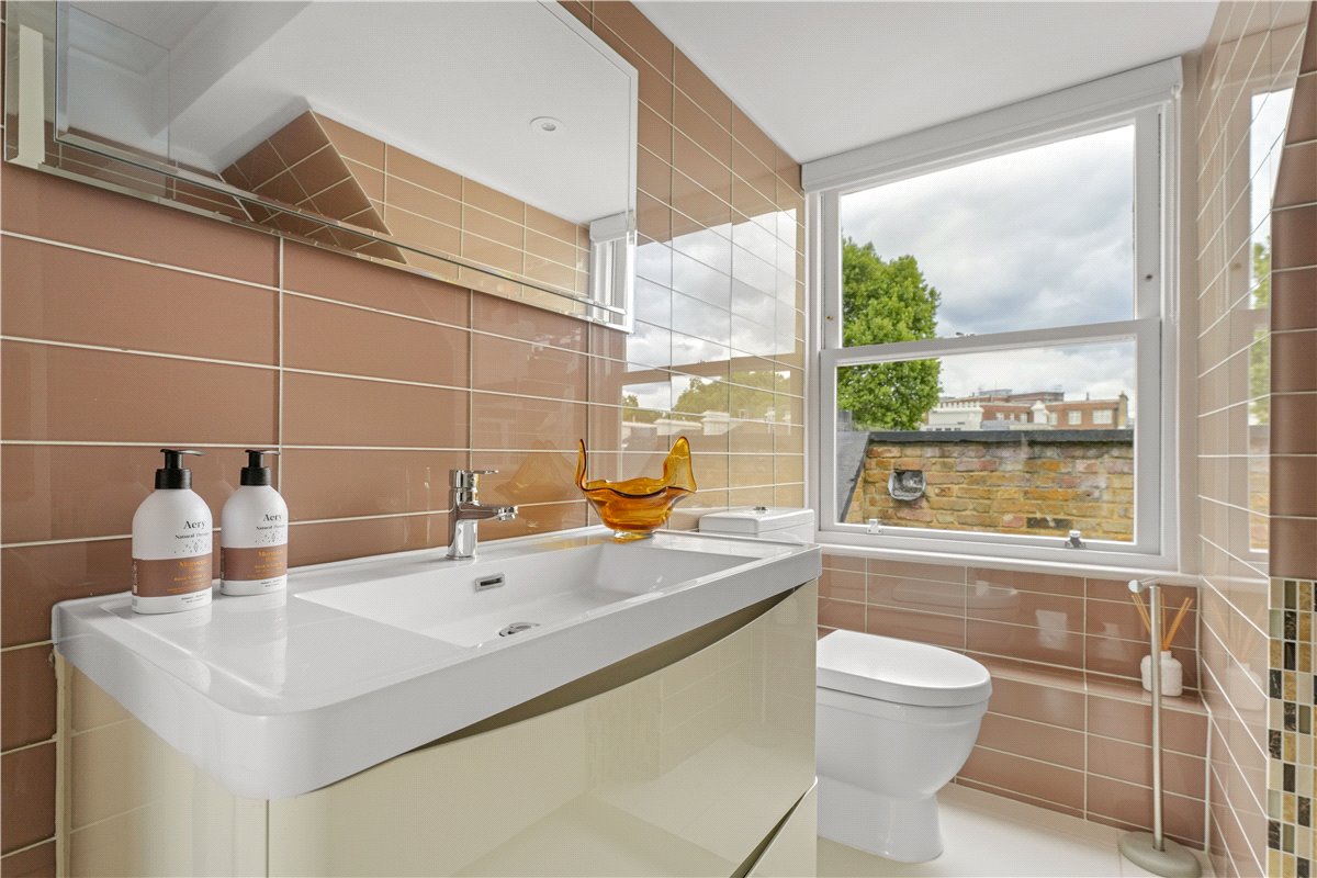 6 bedroom house, Ennismore Gardens, Knightsbridge SW7 - Available