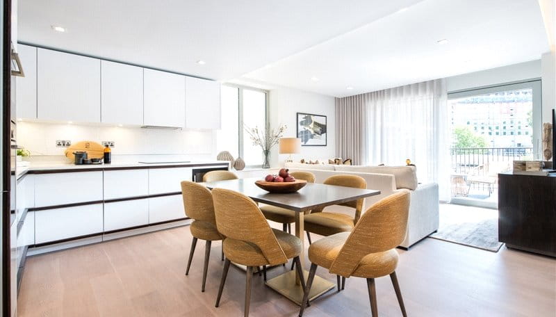 3 bedroom flat, Edgware Road, London W2 - Available