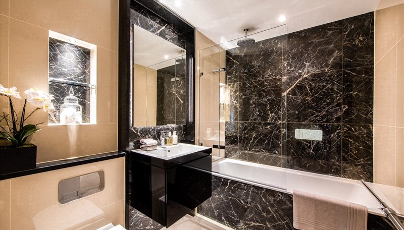 3 bedroom flat, Edgware Road, London W2 - Available