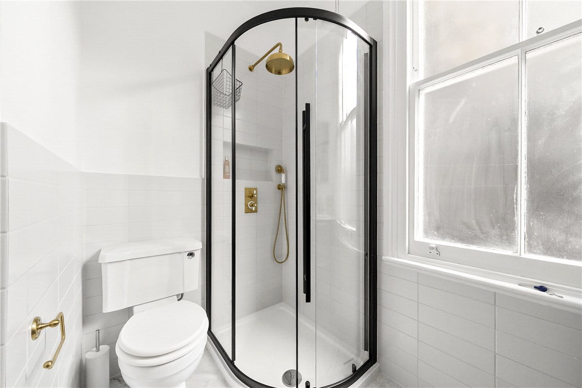 4 bedroom flat, Southwell Gardens, South Kensington SW7 - Available