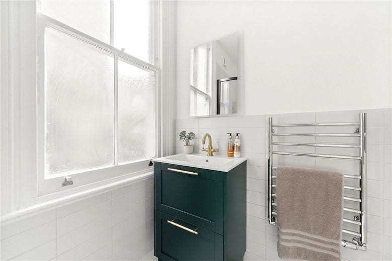 4 bedroom flat, Southwell Gardens, South Kensington SW7 - Available