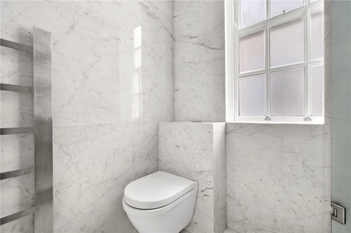 3 bedroom flat, The Little Boltons, Chelsea SW5 - Available