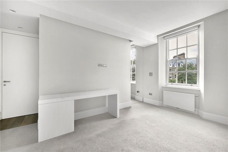 3 bedroom flat, The Little Boltons, Chelsea SW5 - Available
