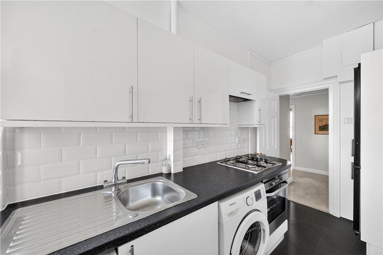 2 bedroom flat, York House, 1 Turks Row SW3 - Available