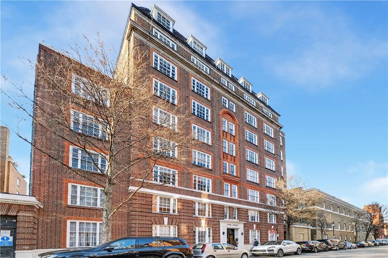 2 bedroom flat, York House, 1 Turks Row SW3 - Available