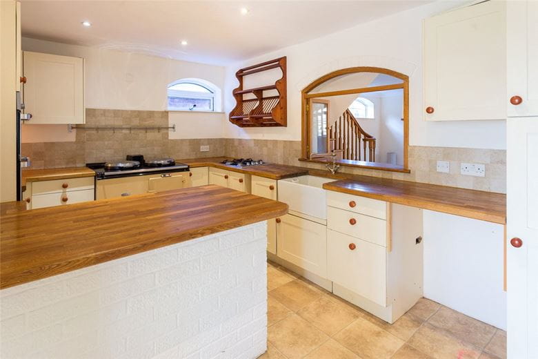 4 bedroom house, Bottlesford, Pewsey SN9 - Available