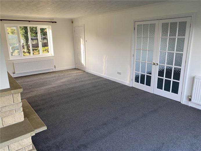 4 bedroom house, Matthews Close, All Cannings SN10 - Available