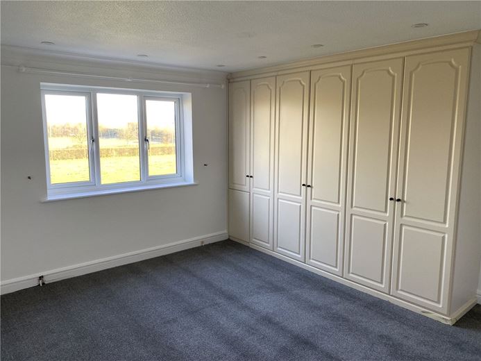 4 bedroom house, Matthews Close, All Cannings SN10 - Available