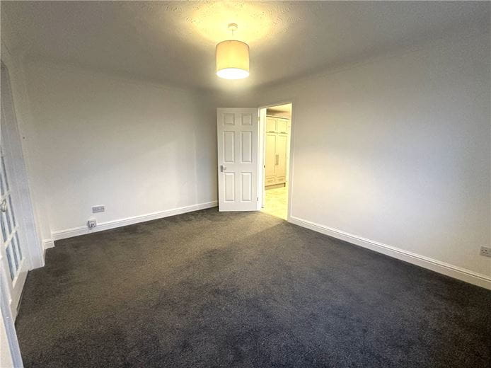 4 bedroom house, Matthews Close, All Cannings SN10 - Available