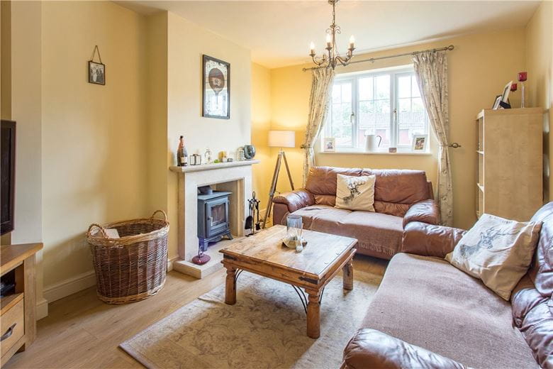2 bedroom house, George Lane, Marlborough SN8 - Let Agreed