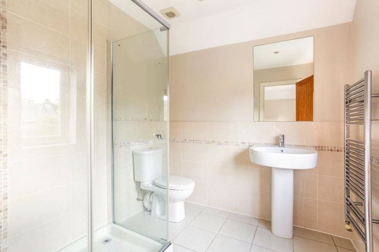 3 bedroom house, Pewsey Road, Rushall SN9