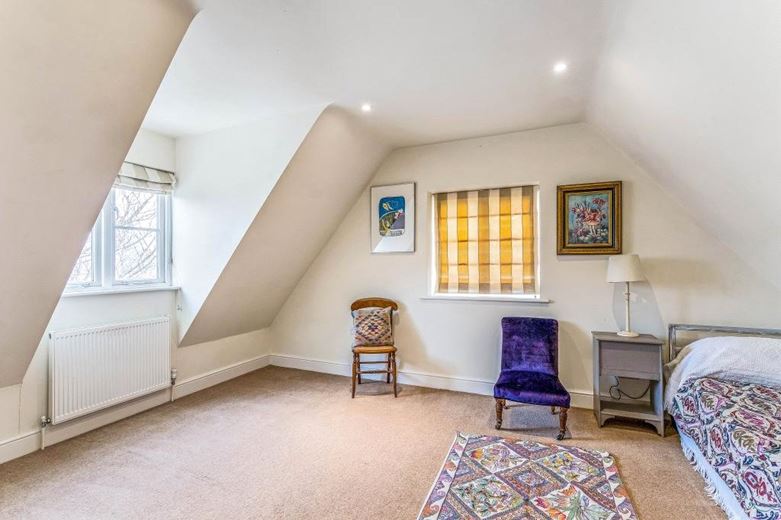 3 bedroom house, Pewsey Road, Upavon SN9