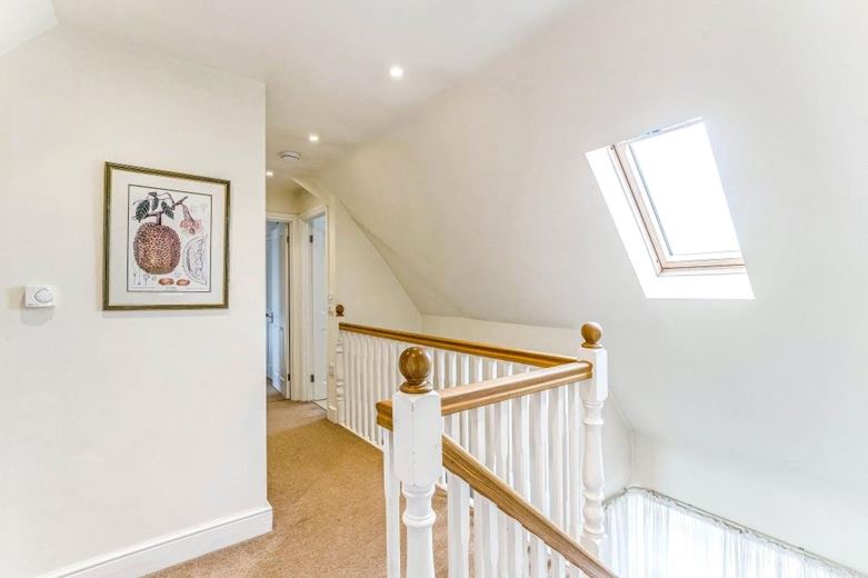 3 bedroom house, Pewsey Road, Upavon SN9