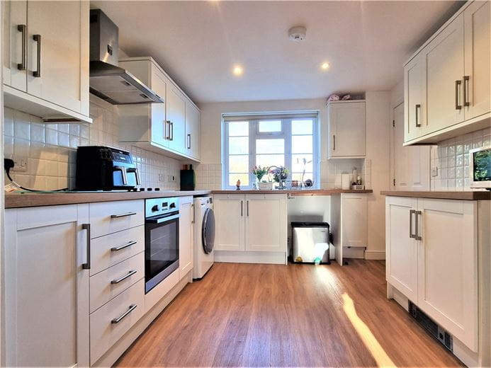 3 bedroom house, The Cartway, Wedhampton SN10