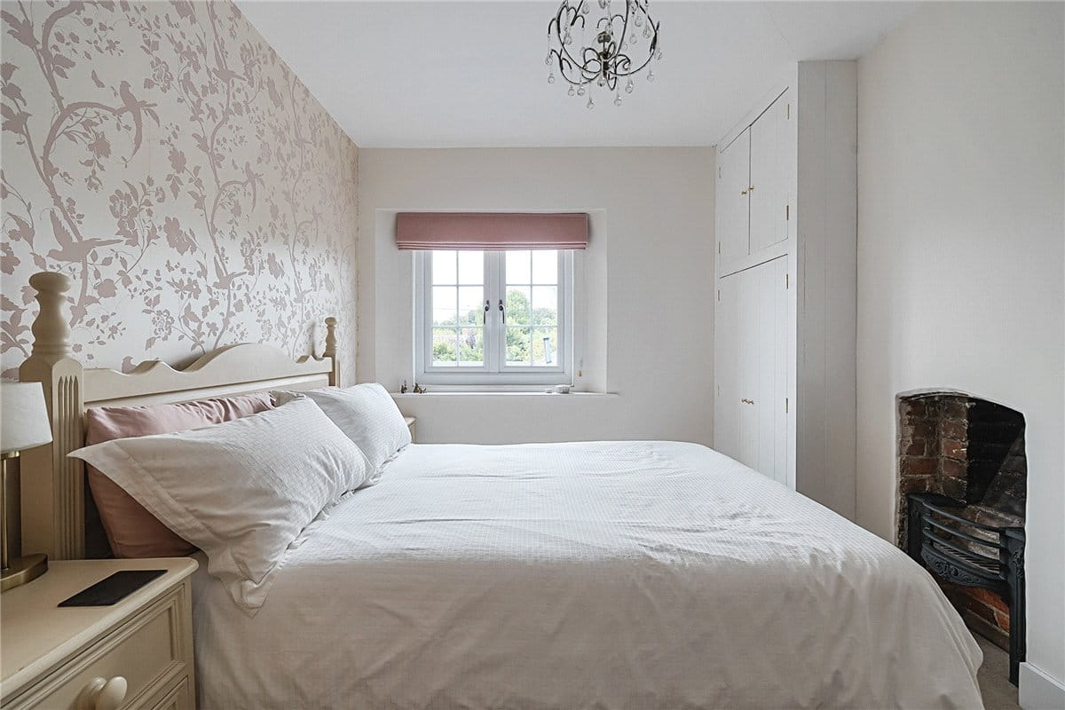 4 bedroom house, Forge Lane, West Overton SN8 - Sold STC