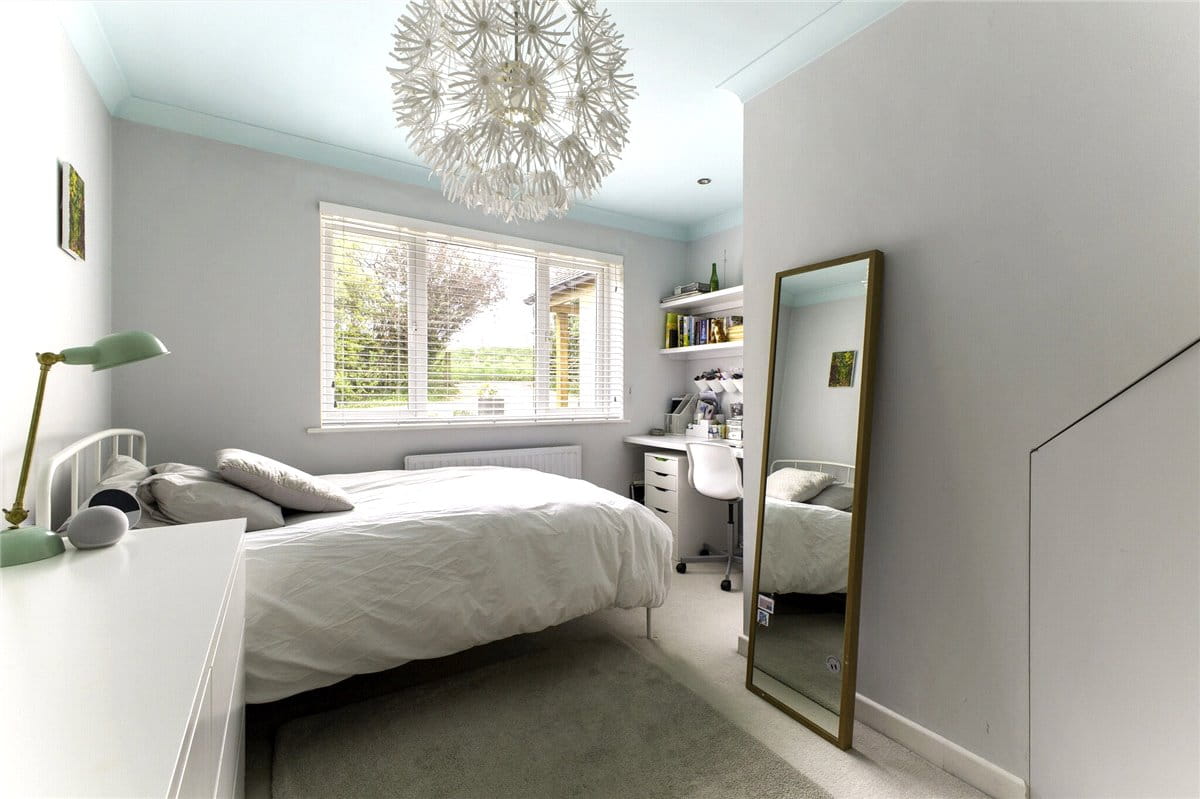 4 bedroom house, High Street, Manton SN8 - Available