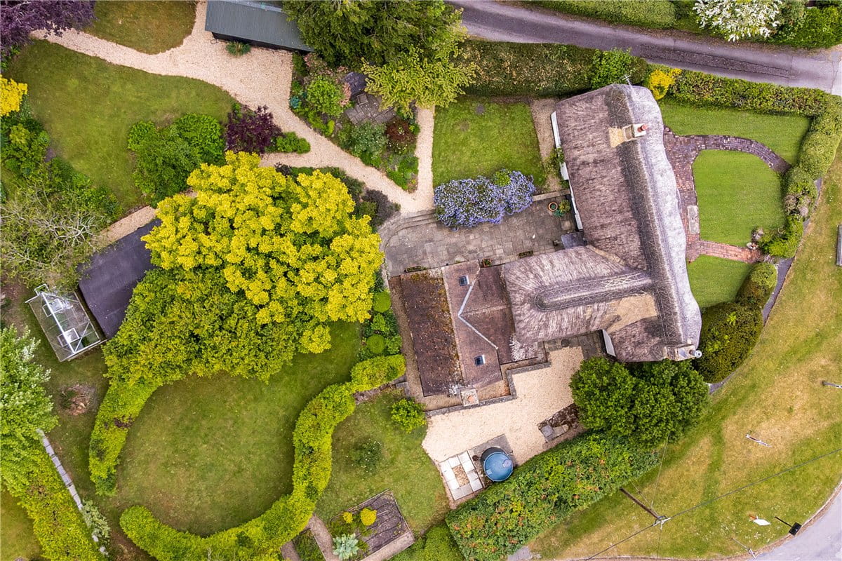 4 bedroom house, Easton Royal, Pewsey SN9 - Available