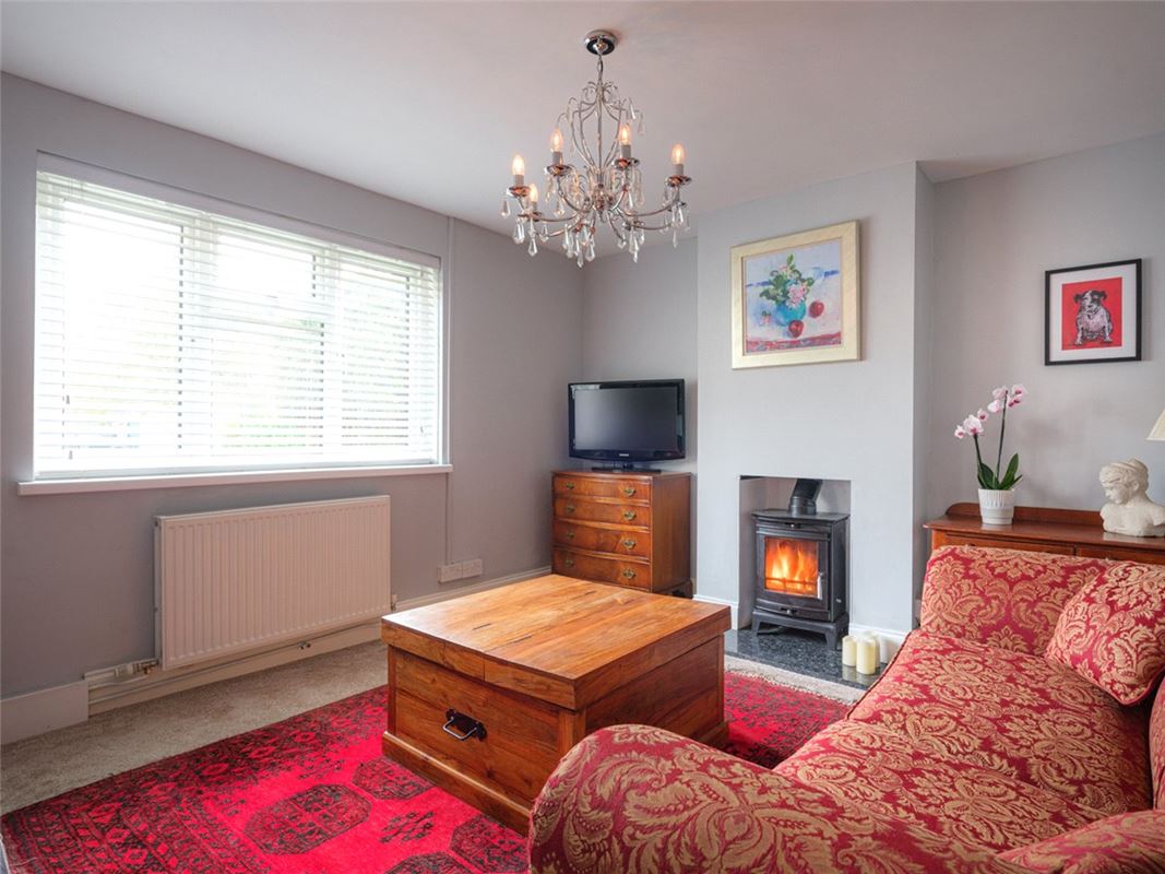 3 bedroom house, Bondfields, Woodborough SN9 - Available