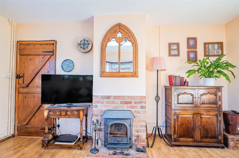 3 bedroom cottage, Trusloe Cottages, Avebury Trusloe SN8 - Available