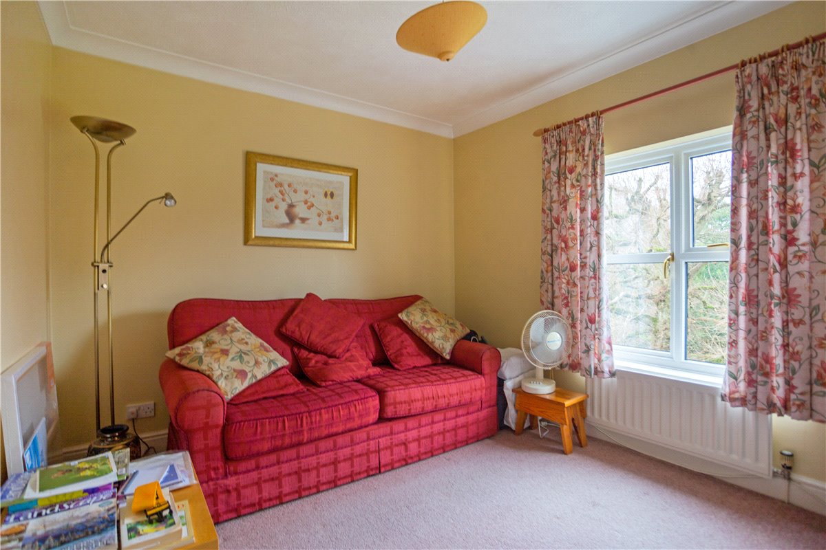 4 bedroom house, King Alfred Close, Pewsey SN9 - Sold STC