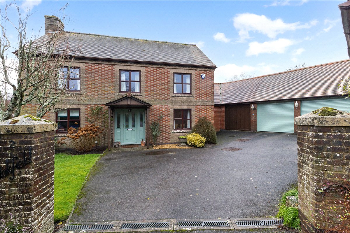 4 bedroom house, King Alfred Close, Pewsey SN9 - Sold STC