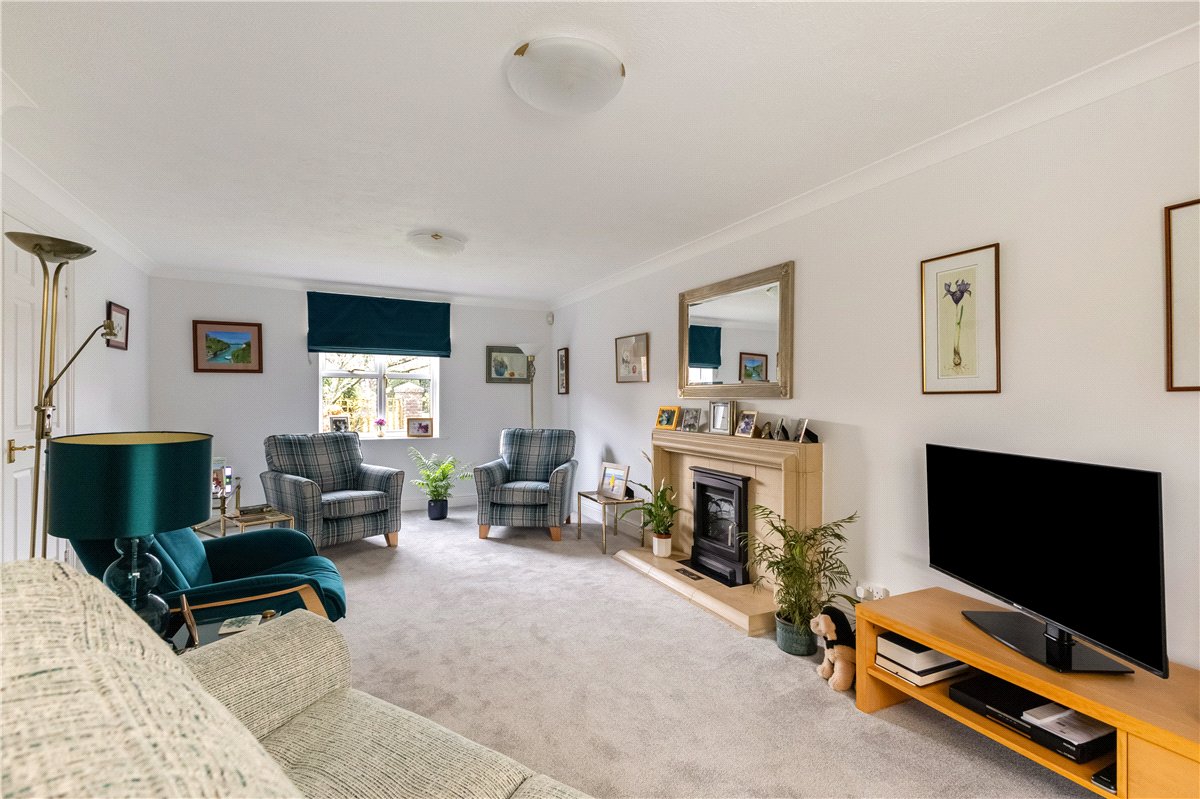 4 bedroom house, King Alfred Close, Pewsey SN9 - Sold STC