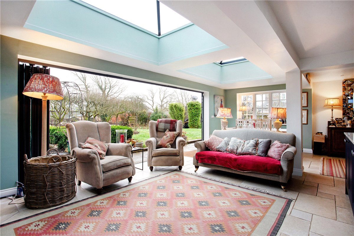 4 bedroom house, Lower Fyfield, Marlborough SN8 - Available