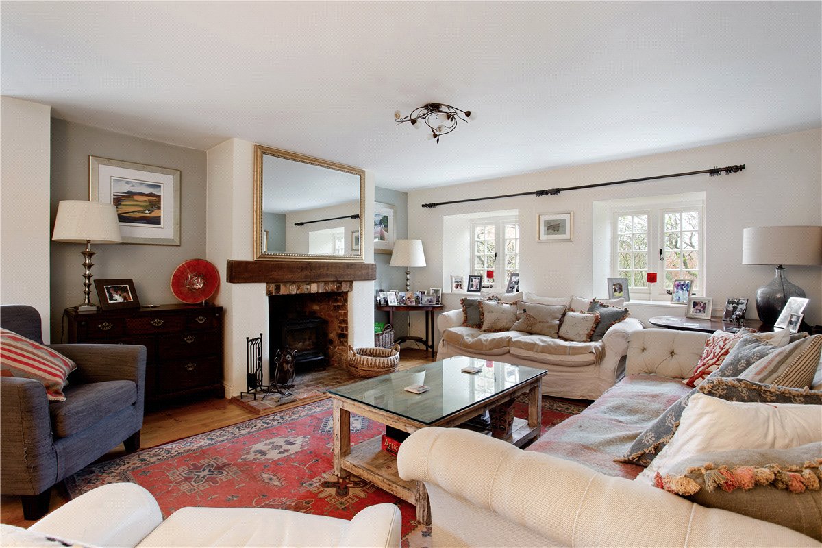4 bedroom house, Lower Fyfield, Marlborough SN8 - Available