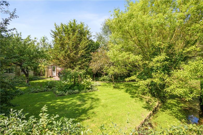 3 bedroom house, Wilton, Marlborough SN8 - Available