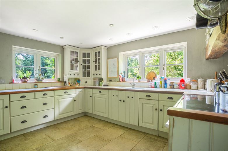 3 bedroom house, Wilton, Marlborough SN8 - Available